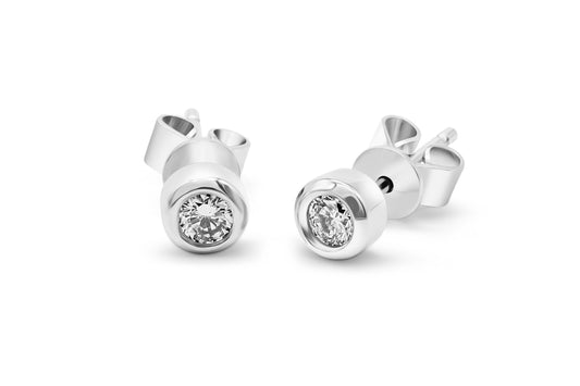 Ohrstecker Solitär mit 0,2ct Diamanten in 750 (18K) Weißgold Zargenfassung